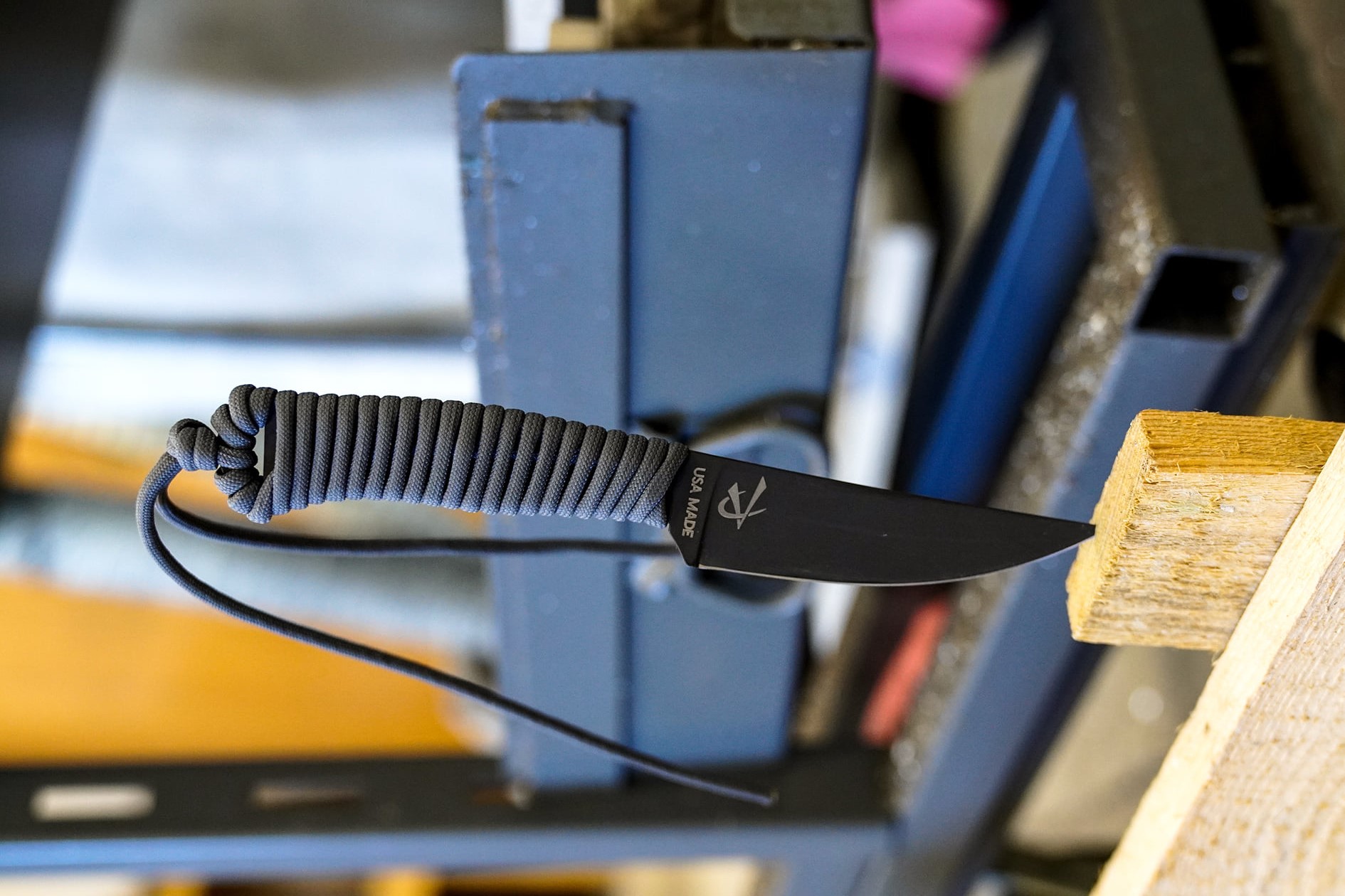 VOLQUARTSEN CUSTOM TEAMS UP WITH MONTANA KNIFE COMPANY TO DEBUT SPECIAL